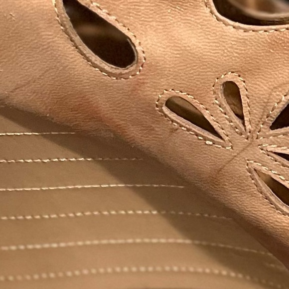 MIZ MOOZ Taupe Leather Tino Cutout Wedge Size 10 - Picture 2 of 16